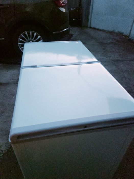 Продам морозильник