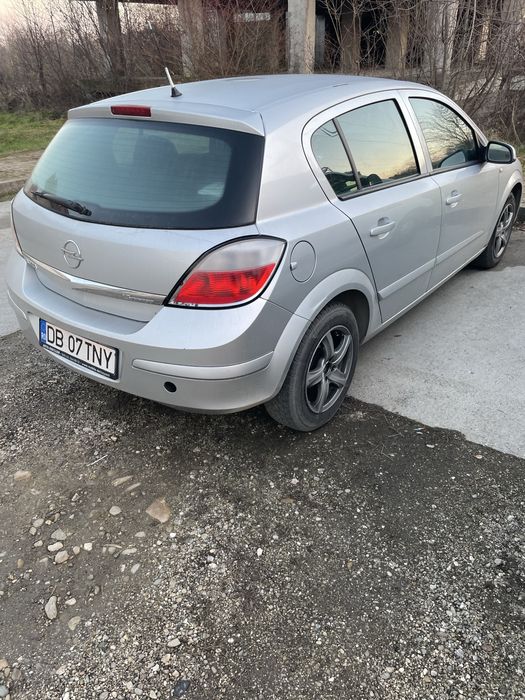 Opel astra h 1.6 benzina 105 cp