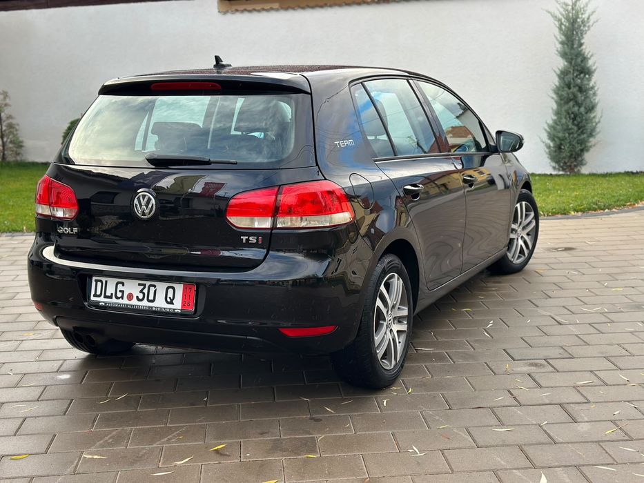 VOLKSWAGEN Golf 2010 — imagine 4