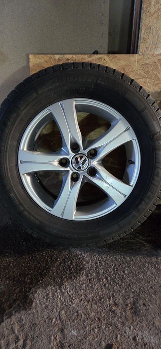 VW T5 Джанти със летни гуми 215/65/16C 6,5J ET40 5x120 цо64 ДОТ 0915