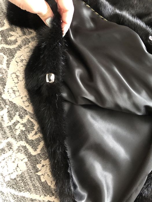 Продам Норковую шубу