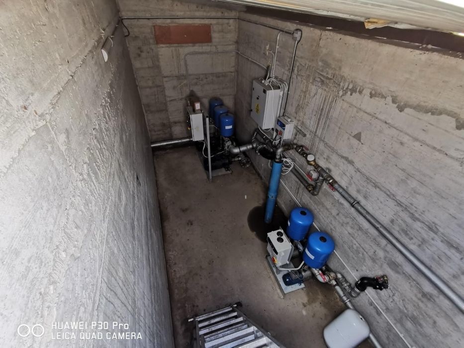 Vand Ferma de porci Noua + Semiremorca+Tractor+full dotari