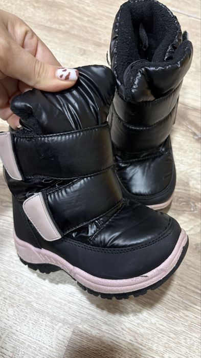 Reserved Топли зимни ботушки 24/25 номер