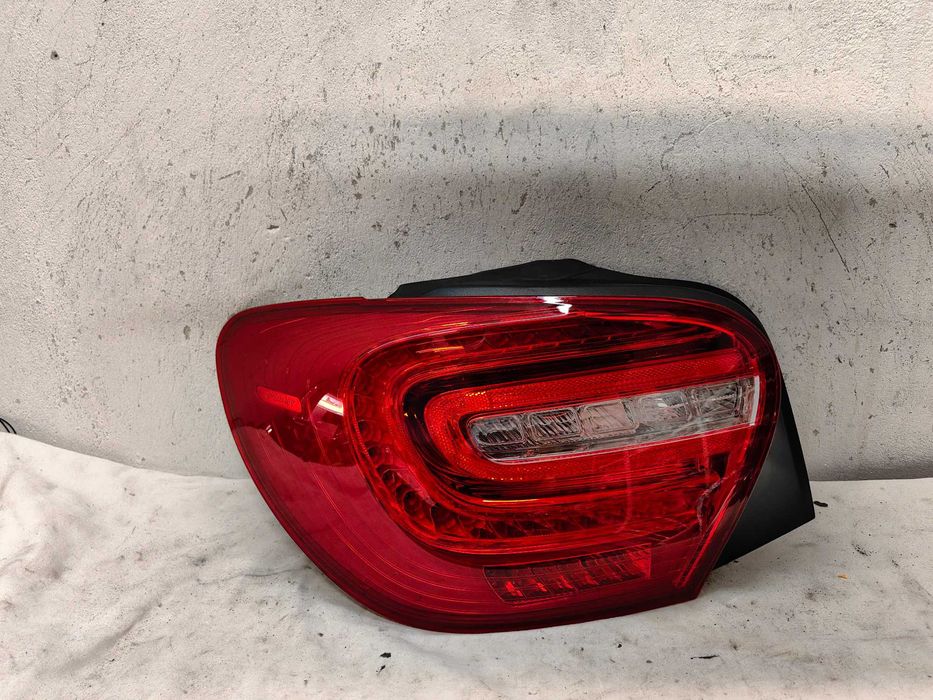 Оригинален стоп Мерцедес а  Mercedes A 176 Full Led