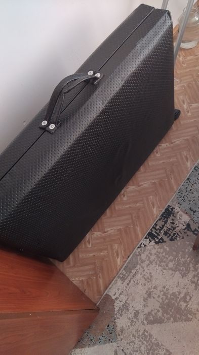 Продам кушетку 90×180