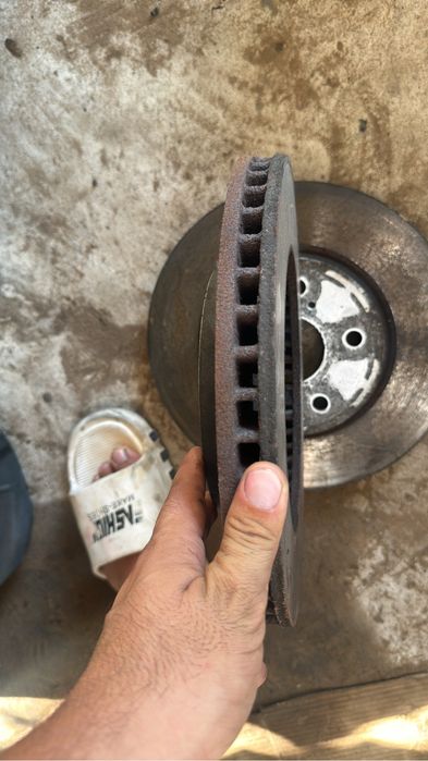 Тормозной диск Лексус 330. 350