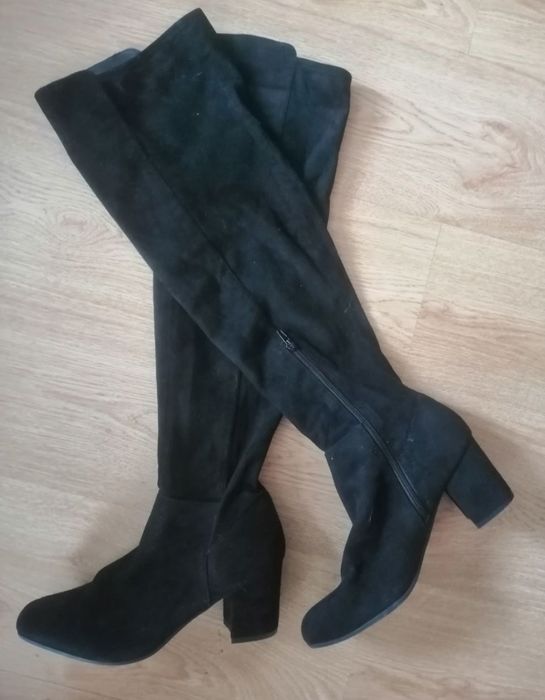 Чизми различни 38номер