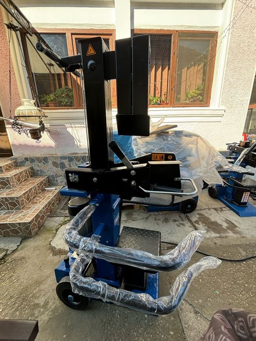 Despicator  de lemne 15t trifazic