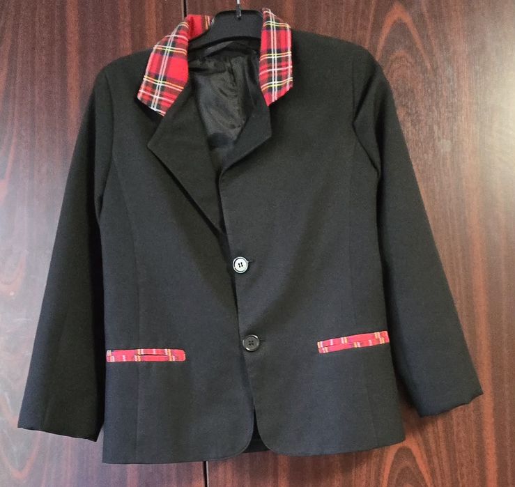 Sacou pentru școală marime 128-134-146