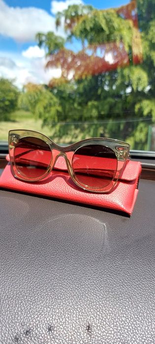 Слънчеви очила Guess