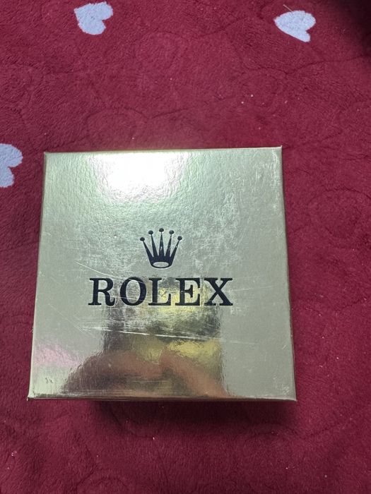 Продам часы стильные