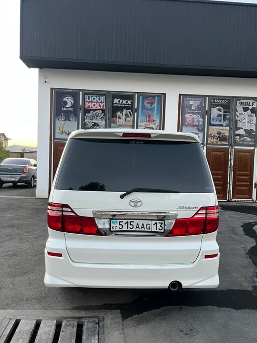 Toyota Alphard 2007