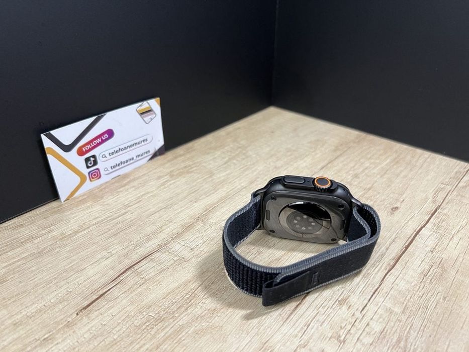 Apple Watch Ultra 3 49mm Black Titanium Second-Hand 2 ani garanție, Te
