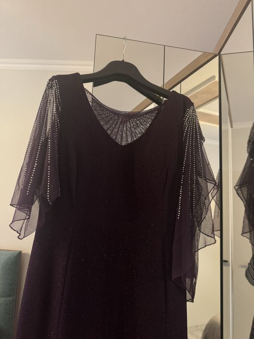 Дълга офицална рокля със камъни