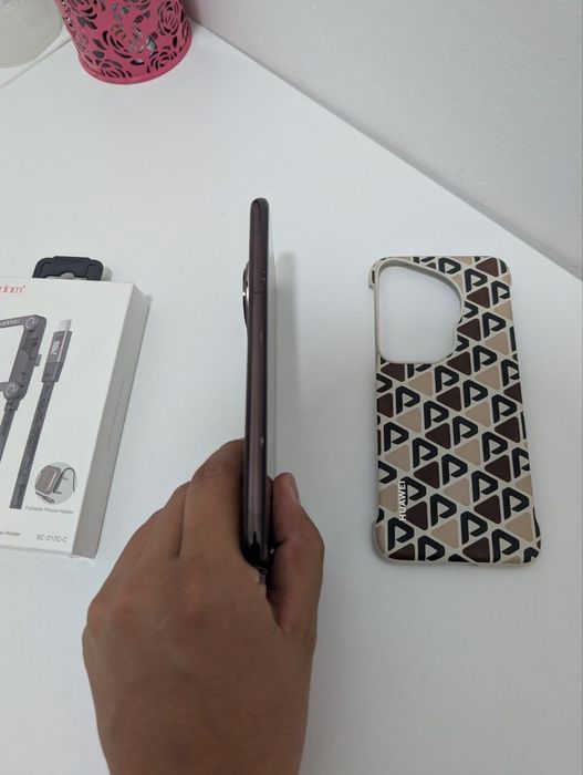 Huawei Pura 70 Ultra global versiya 2 la imei utgan