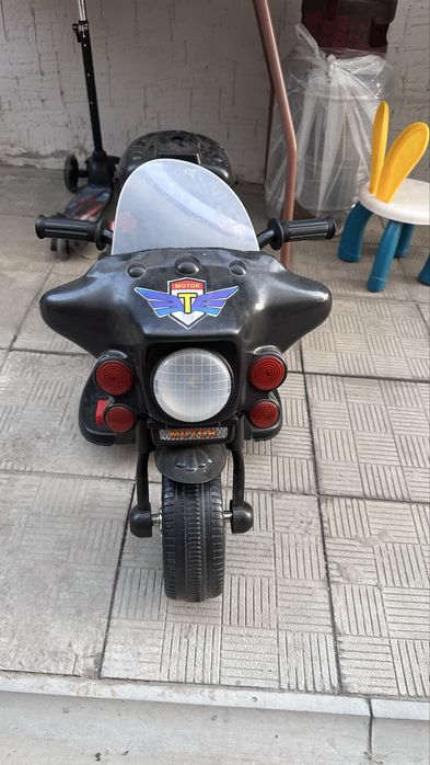 Мотоцикл детская с зарядкой