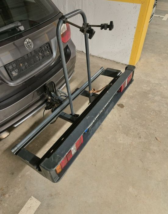 Suport biciclete auto cu prindere pe carlig