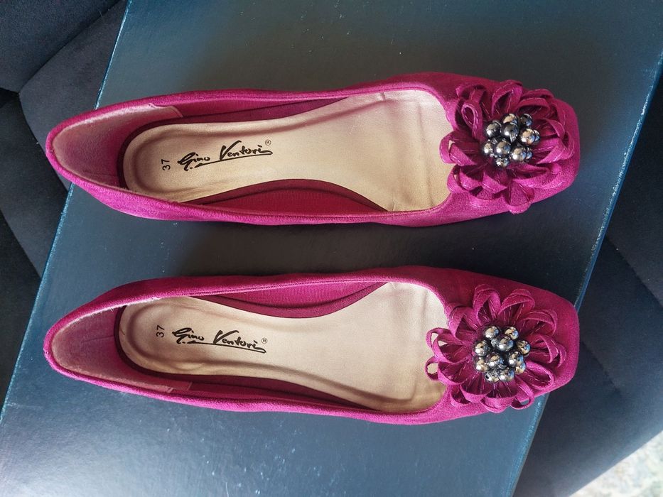 Продам женские  балетки