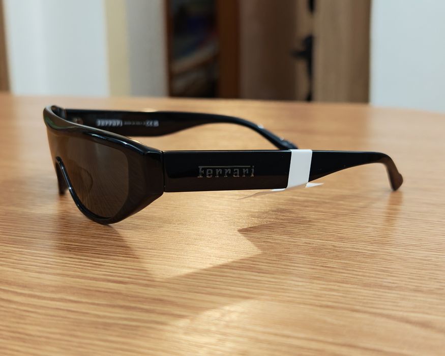 Ochelari de soare Ferrari FH 2004U