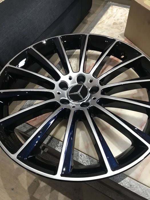 Дизайнерска  AMG  масичка