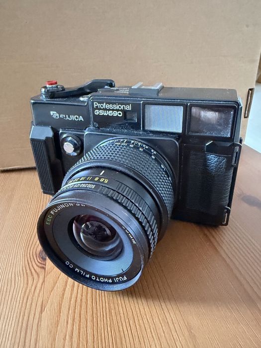 Fuji GSW 690 medium format pe film