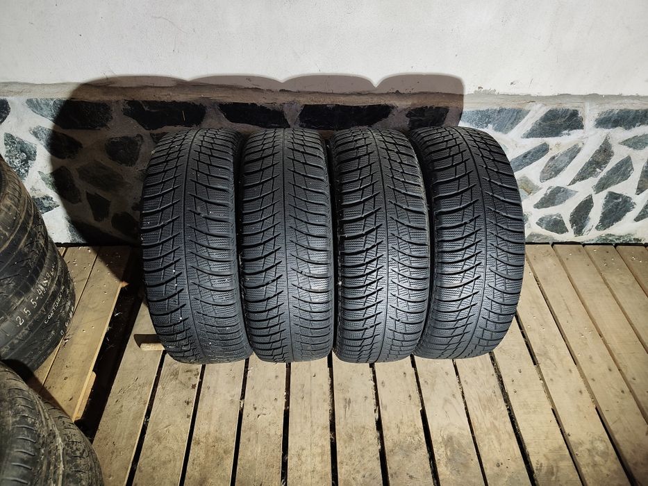 Зимни гуми 215/60/16 Bridgestone топ състояние