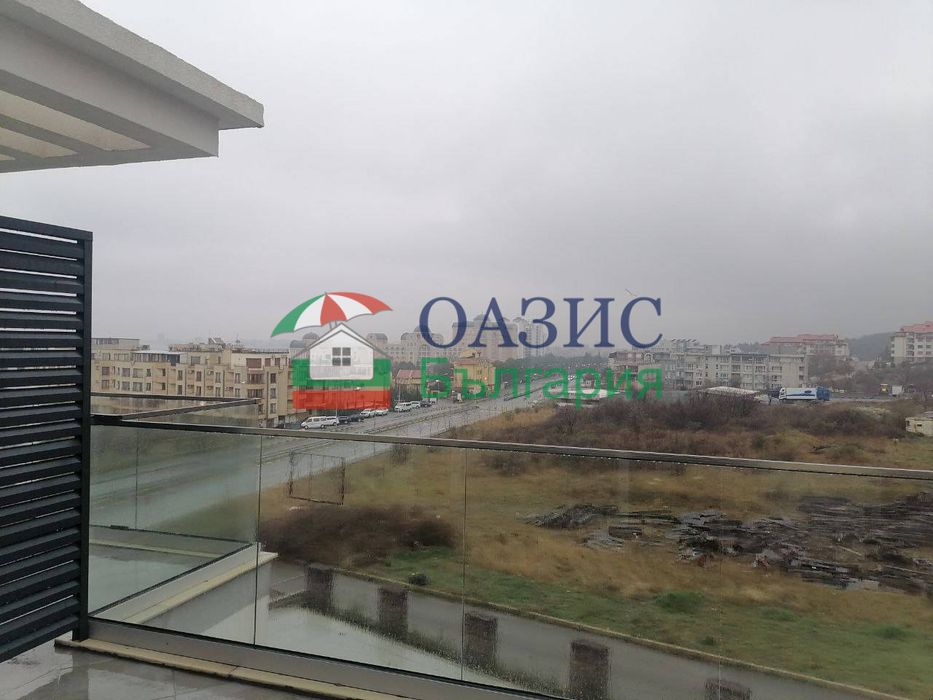 Два 2-стайни апартамента на 4-ти етаж със страничен изглед към морето,Света Екатерина,Свети Влас,България-167,5 кв. м.,