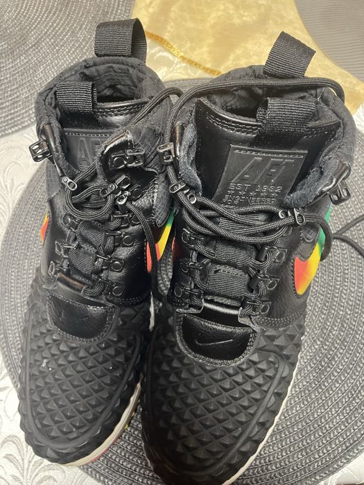 Продавам Кецове Nike