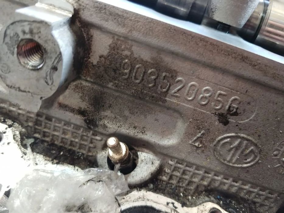 chiulasa stanga 3.0 d m16164d  maseati levante 90352085g