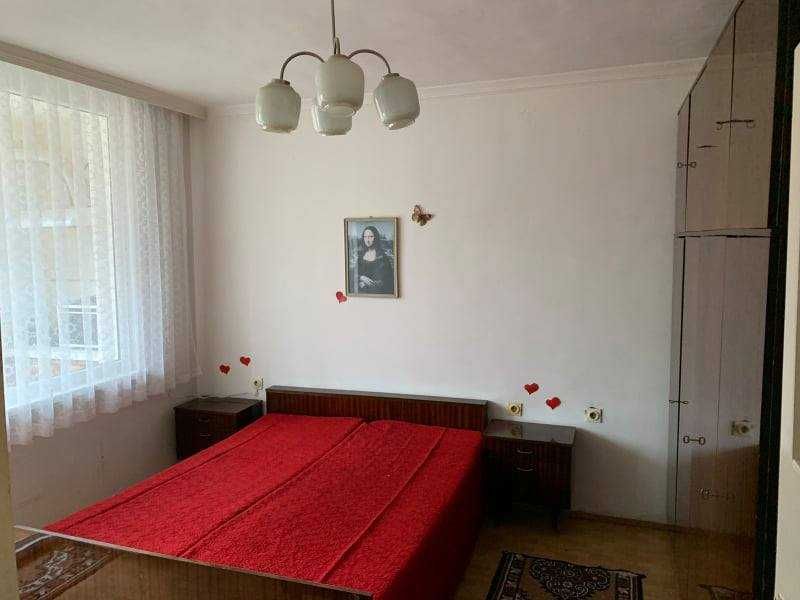 Дава се под наем Двустаен апартамент в Бургас, Възраждане - 72 кв.м за 185 € - Снимка #5