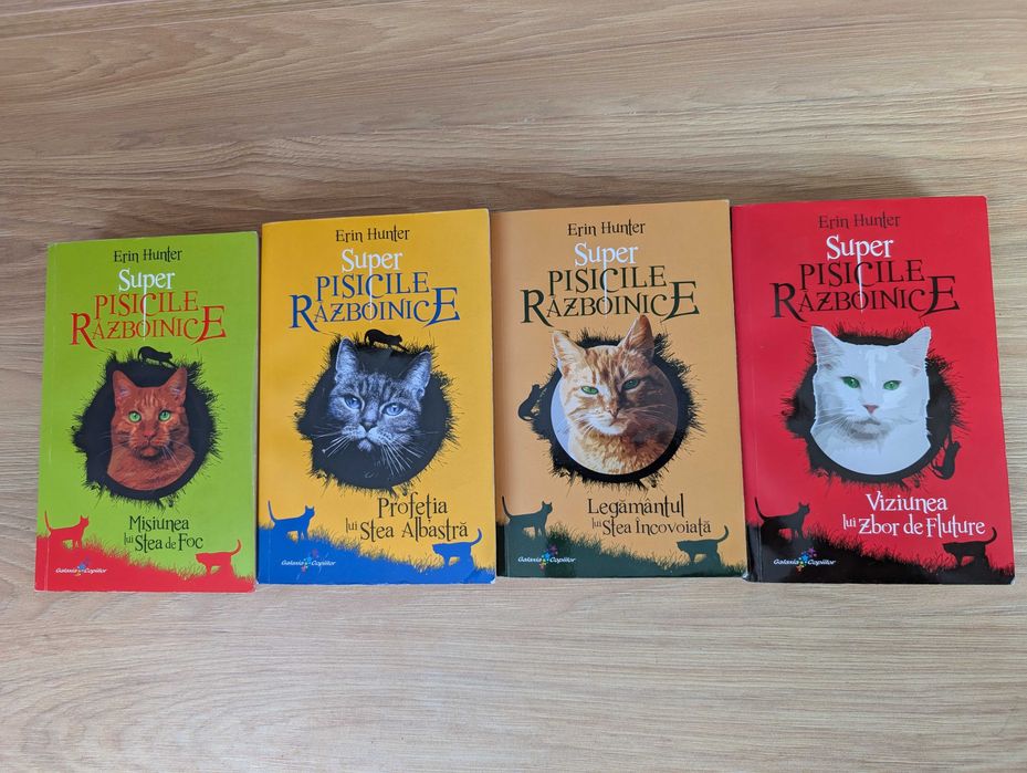Vând cărți Pisicile Războinice