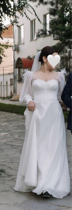 Свадебное платье