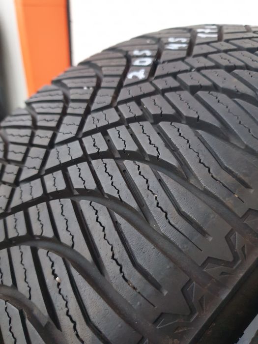 Всесезони гуми 2 броя WESTLAKE AllSeason 205 45 R17 дот 4520