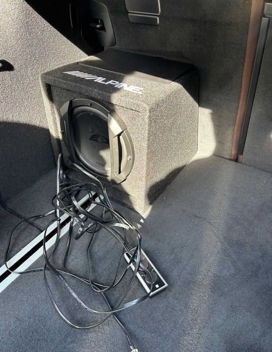 Vand Subwoofer Alpine