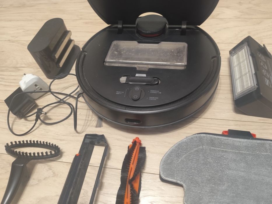 Робот-пылесос рабочий Астана