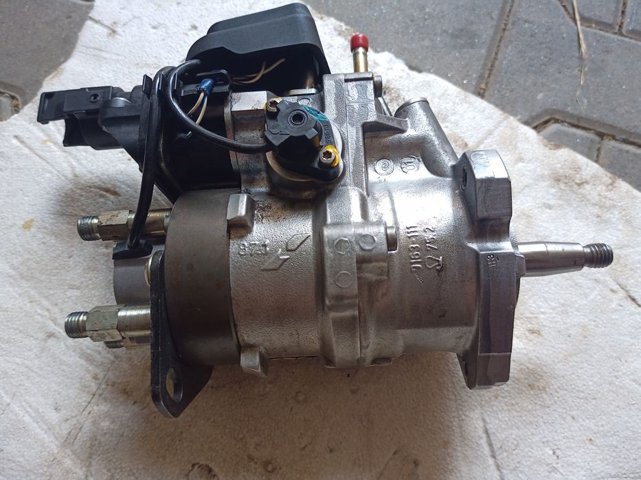 Pompa de injectie Delphi R8640A121A