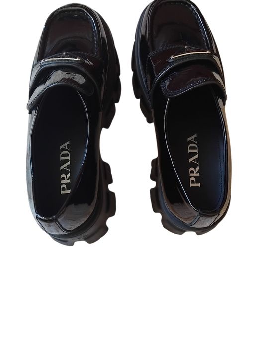 Prada Monolith лак оригинал