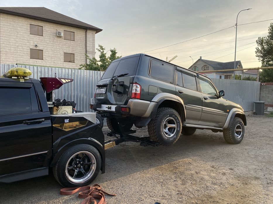 Эвакуатор частичной погрузки манипулятор 24/7