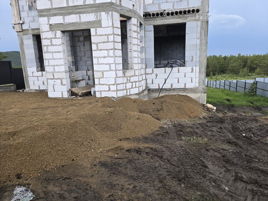 Продам дом не достроенный