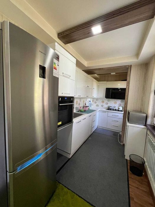 Сдаётся квартира с авторским ремонтом на Мирабаде, ор-р: ЦУМ