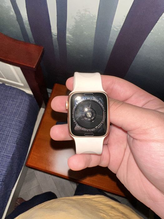 Apple Watch (S E) 3