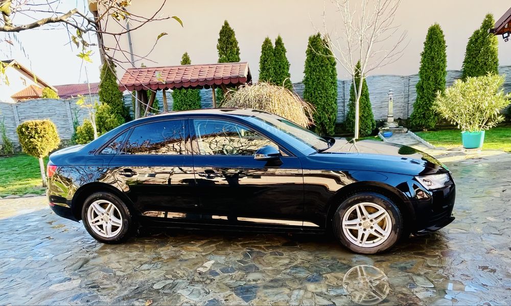 Audi A4/B9/2017/