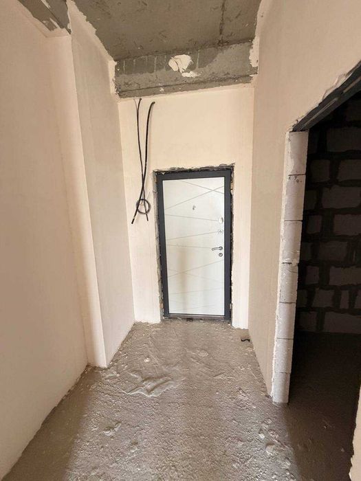 Срочно продаётся 3х квартира на 6 этаж орр БУХОРО СИТИ