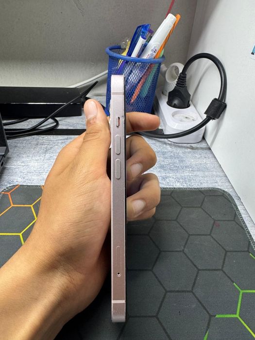 iPhone 13 256 гб