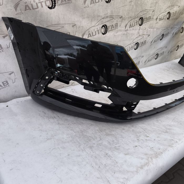 Bara fata Skoda Octavia 4 an 2019-2020-2021-2022-2023