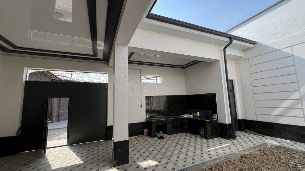 Tutzorga yetmasdan Uy sotiladi 2,2 sotix 6 xona