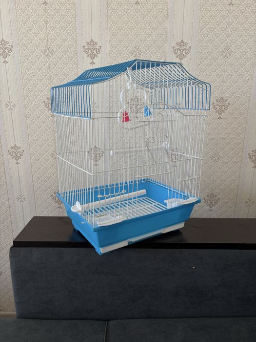 Продам клетку для попугая