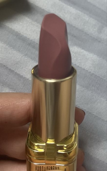 Помады L’Oreal Paris