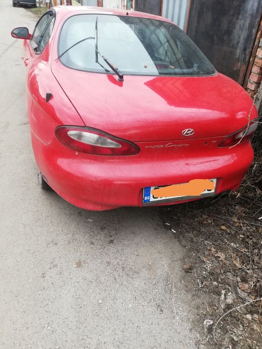 Хюндай купе на части 2.0 бензин 139коня 1998год.