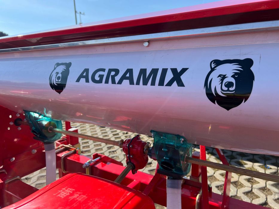 Semanatoare de porumb Agramix 2 randuri cutie fertilizare mare